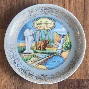 Yellowstone National Park Plate